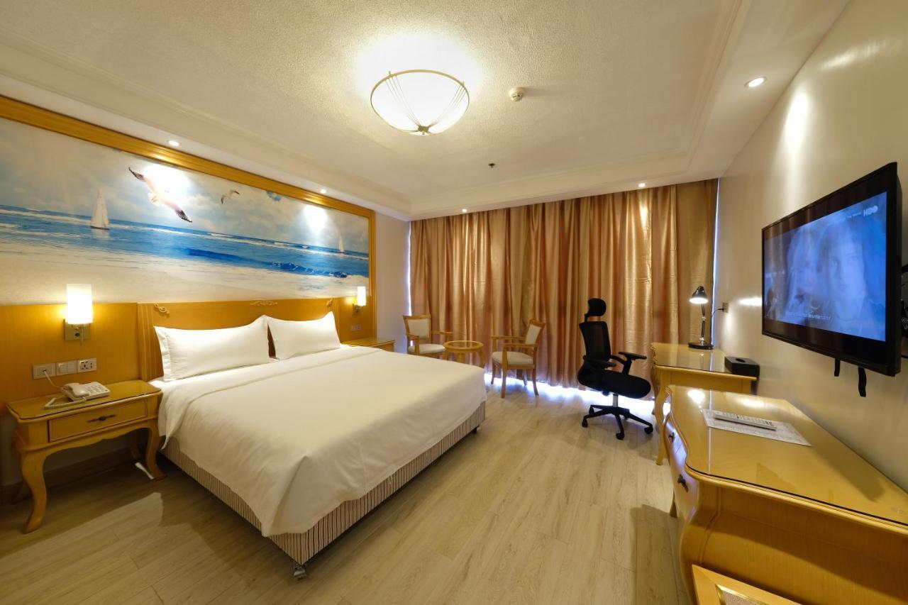 Royal J Hotel Себу Экстерьер фото